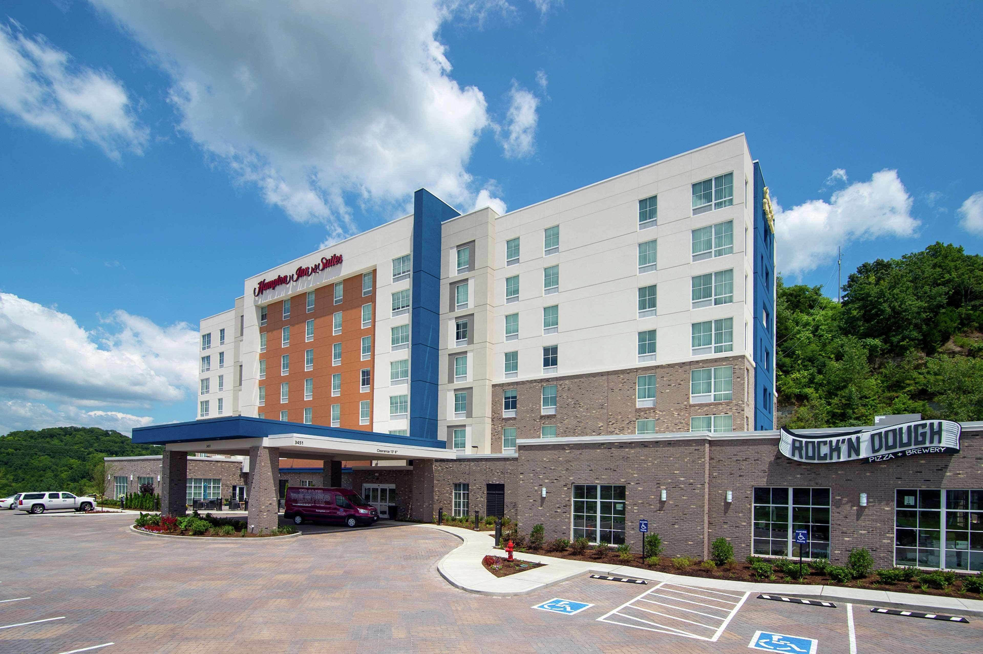 Hampton Inn & Suites By Hilton Nashville North Skyline Bagian luar foto