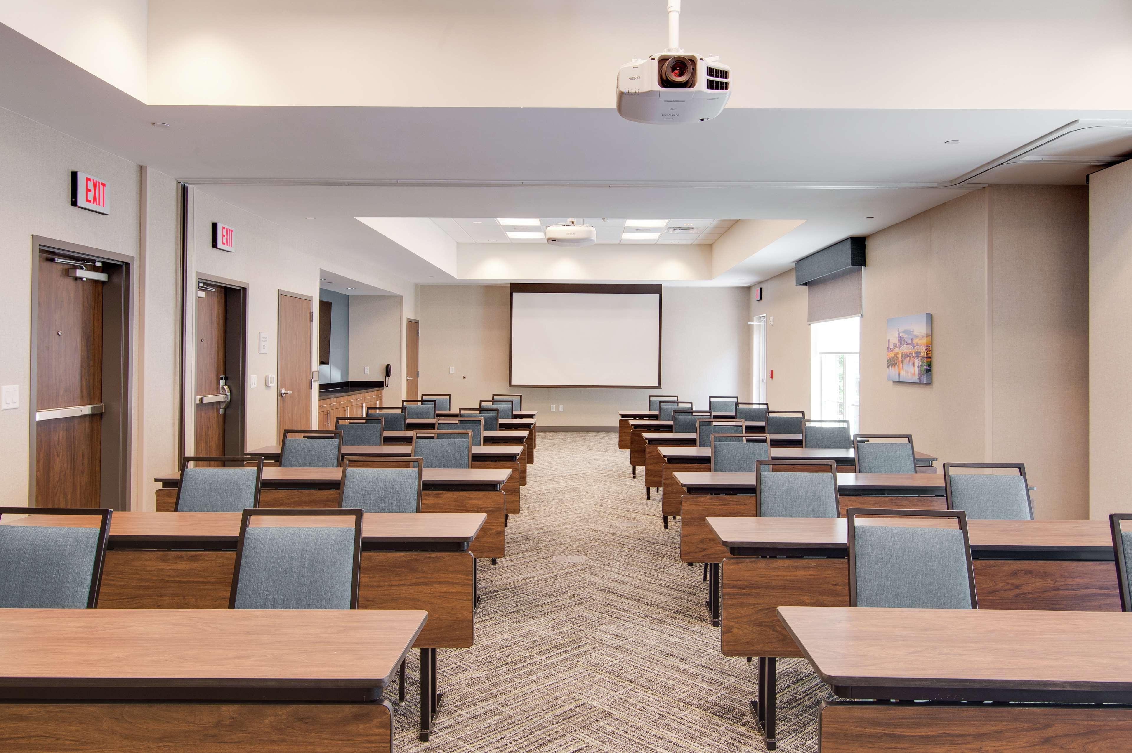 Hampton Inn & Suites By Hilton Nashville North Skyline Bagian luar foto