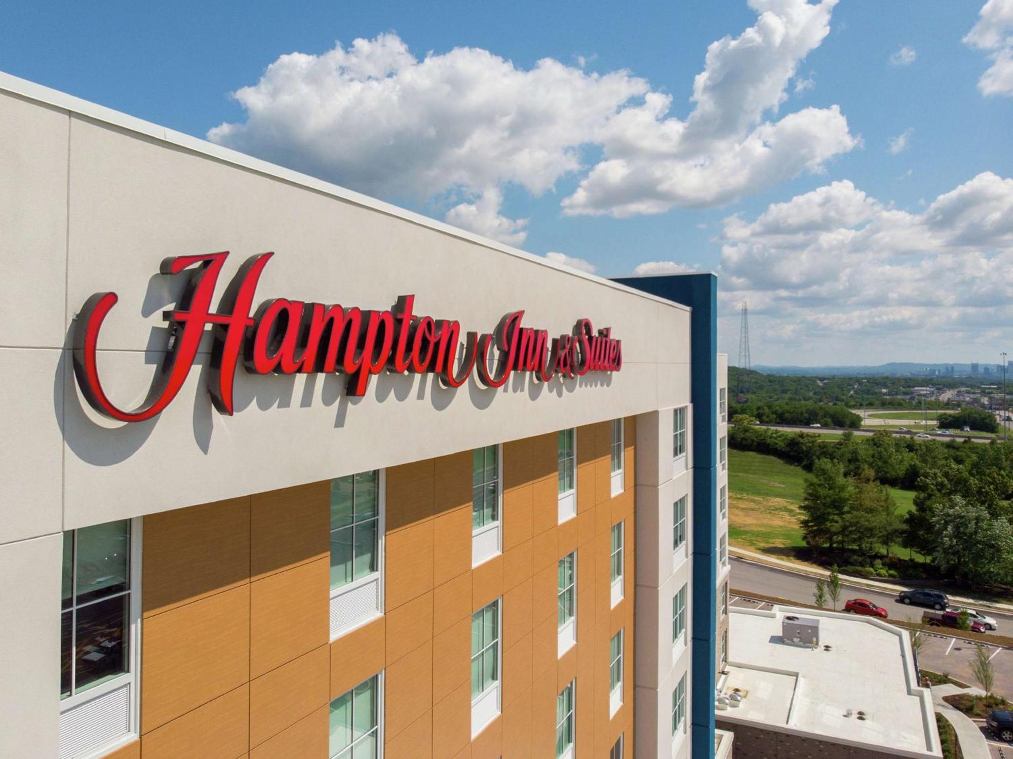 Hampton Inn & Suites By Hilton Nashville North Skyline Bagian luar foto